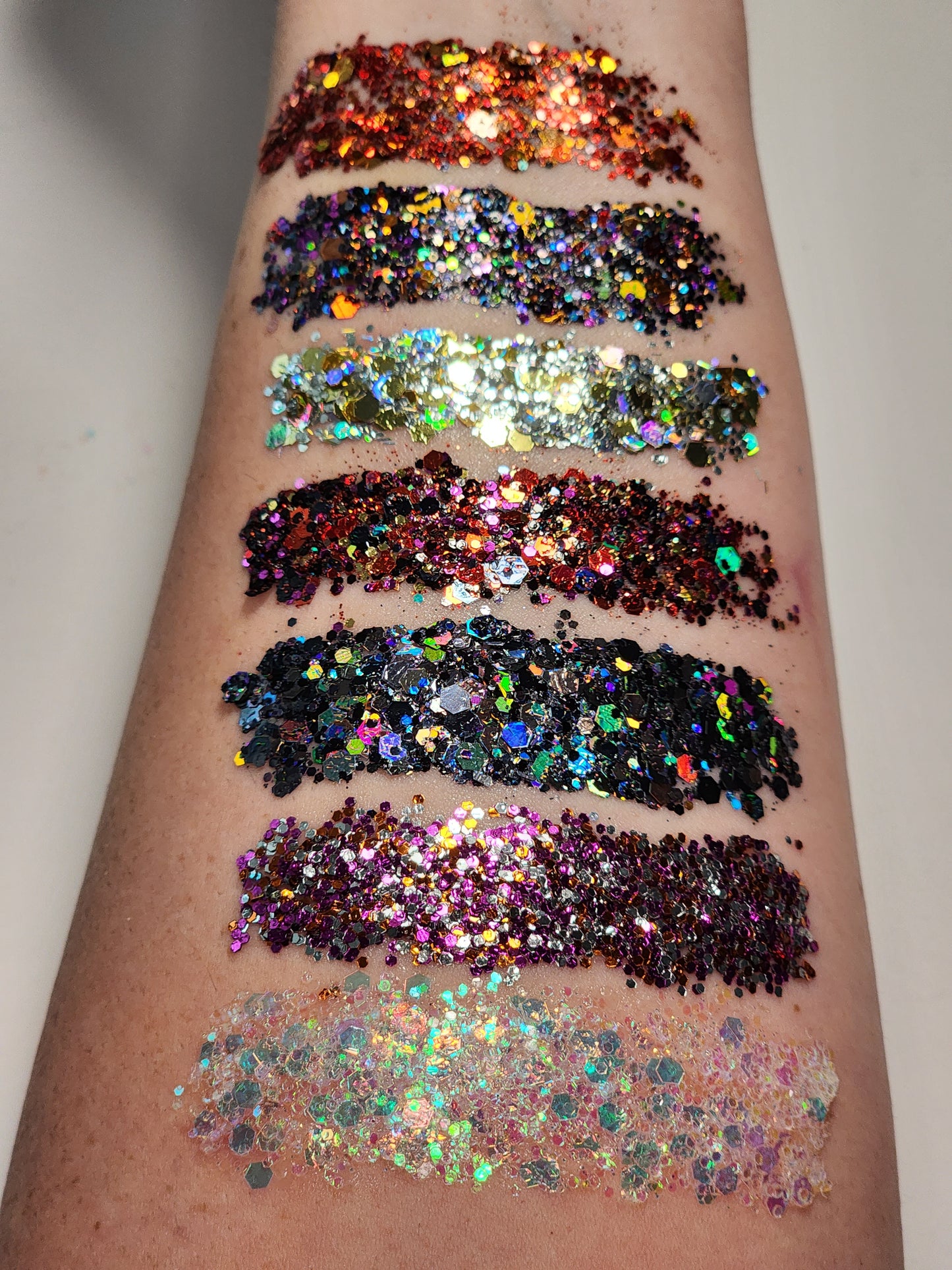 SCREAM QUEEN HALLOWEEN COLLECTION 7 PIECE SET